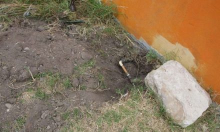 Anuncian sanciones por tomas clandestinas de agua en Sabinas