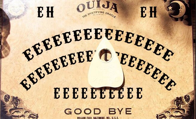 Joven se desvanece al jugar con la ouija en escuela de Parras