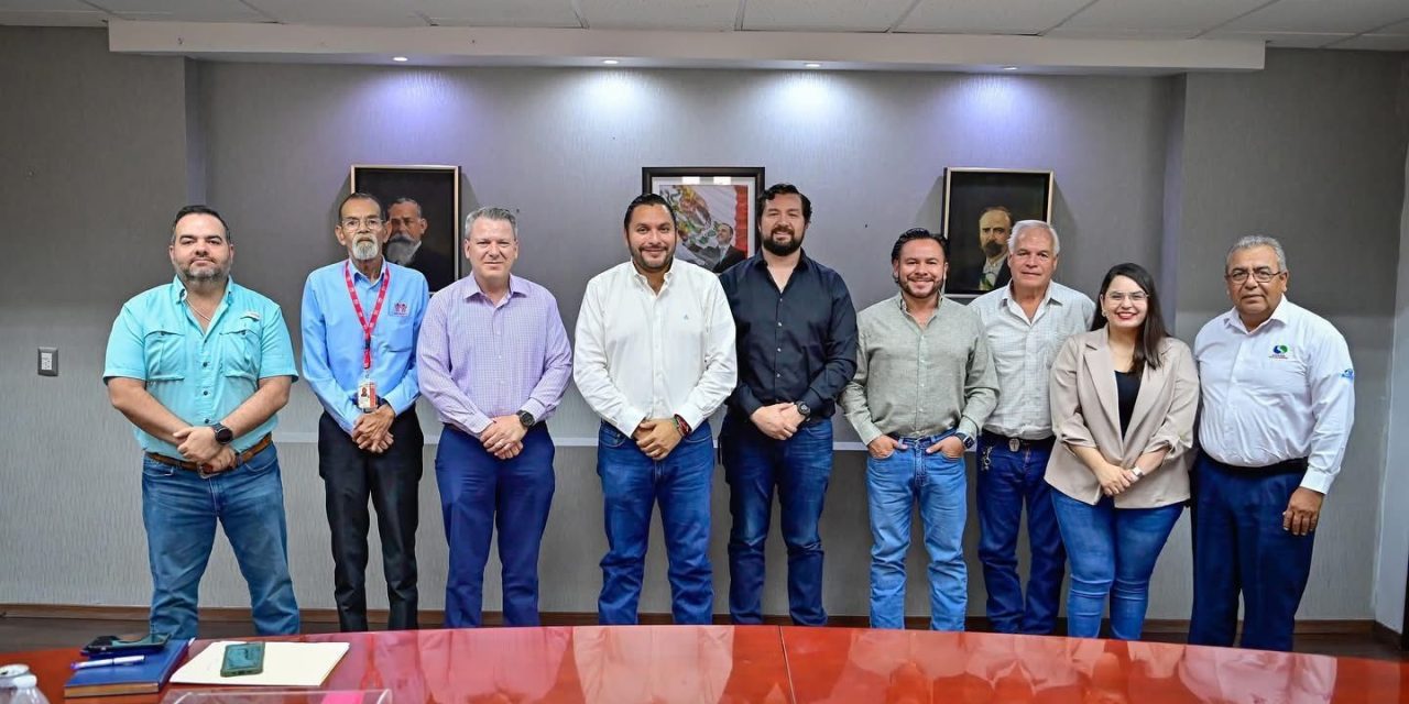 Fortalece Carlos Villarreal programas de vivienda en Monclova