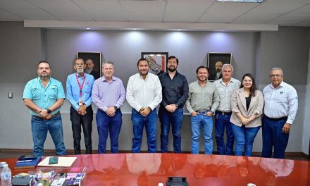 Fortalece Carlos Villarreal programas de vivienda en Monclova