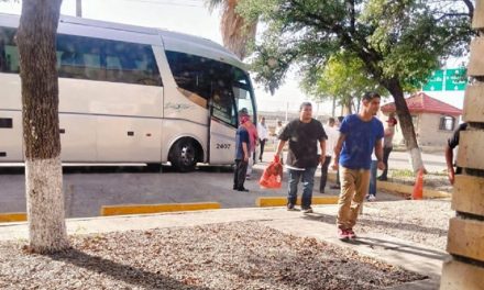Aumenta flujo de mexicanos repatriados en la región