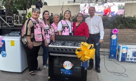Festejan a mamás de Acuña con festival y música
