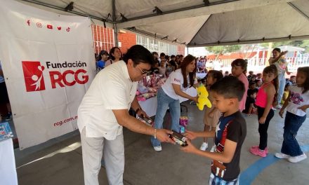 Lleva Fundación RCG alegría a niñas y niños