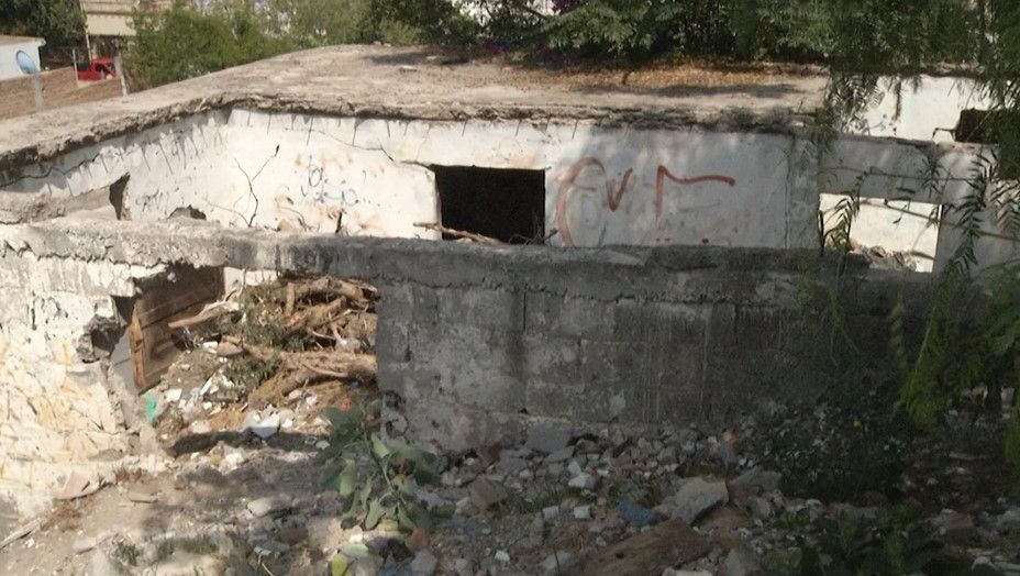 Se resisten familias a dejar sus hogares pese a que viven en márgenes de arroyos