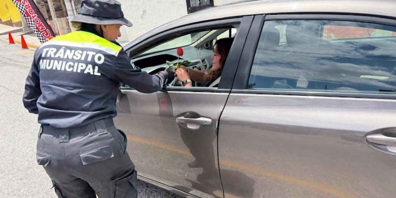 La Comisaría de Seguridad felicitó a las madres en su día