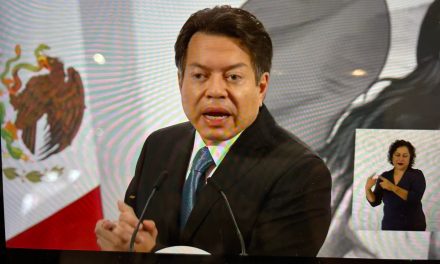 Maestros tendrán el segundo aumento más importante en los últimos 40 años; afirma Mario Delgado