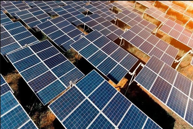 Analiza ahora el programa Mejora ofertar celdas solares a bajo costo