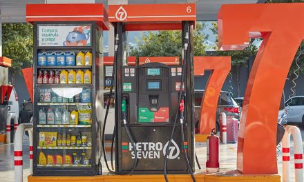 Gasolina baja de precio… disminuye a 23.90 pero una estación en Saltillo es de las que vende más caro