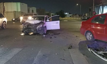Por imprudente mujer en estado de ebriedad causa accidente en Saltillo
