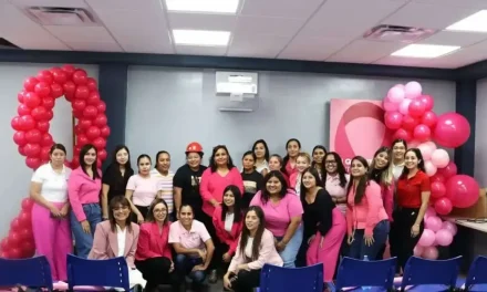 Acercan charlas de concientización sobre el cáncer de mama a las empresas