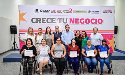 Impulsa Carlos Villarreal a emprendedoras de Monclova