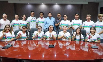 Reconoce Carlos Villarreal a medallistas de la Olimpiada Nacional CONADE 2025
