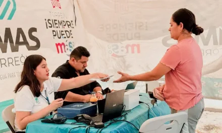 Simas Torreón acerca gestiones de servicio al sur de la ciudad
