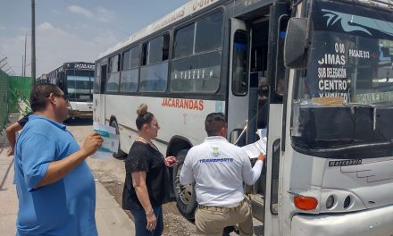 Revisan rutas alternas de transporte por obras viales