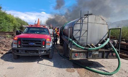 Torreón: Controlan incendio en patios de Ferromex