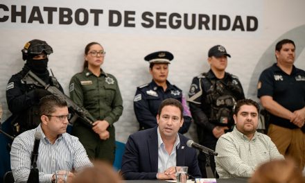 Javier Díaz presenta el ChatBot Comisaría Saltillo