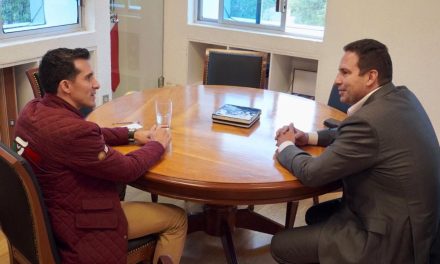 Javier Díaz sostiene reunión con Rommel Pacheco
