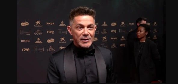 Alejandro Sanz tras ola de críticas pide olvidar polémica con Ivet Playá