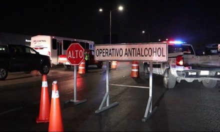 Aparatos tecnológicos detectarán el olor a alcohol al interior de automóviles