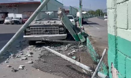 Aparatoso accidente en el periférico deja a un hombre gravemente herido