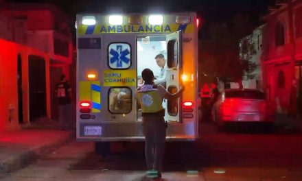 Joven sufre una crisis tras pelea y atenta contra su vida al saltar desde un segundo piso en Saltillo
