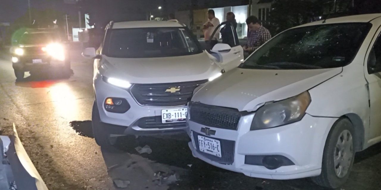 Saltillo: Hombre dormita y se estrella contra muro de contención… el de atrás lo remata al no poder frenar