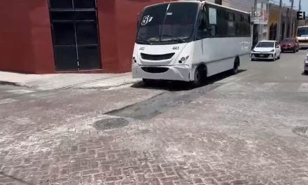 Saltillo: A cuatro meses de rehabilitar la calle General Cepeda, destruyen pavimento