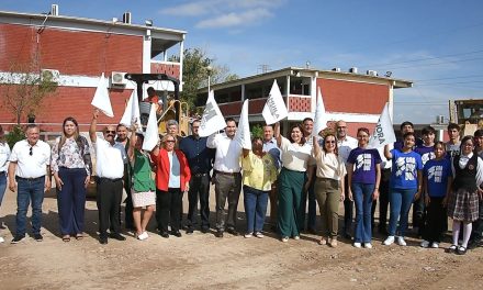 Construyen cancha multifuncional en secundaria 76 de Monclova