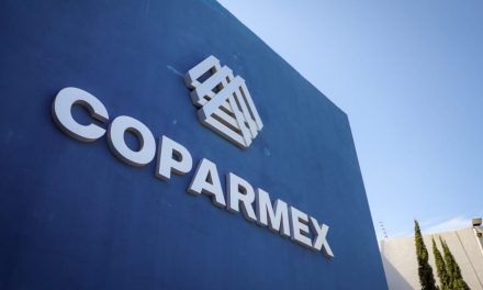 Celebra COPARMEX su sesión mensual con el tema de la legislación de la Ley Silla