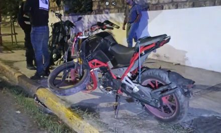Saltillo: Derrapan tres en 10 minutos; motociclistas andaban desenfrenados
