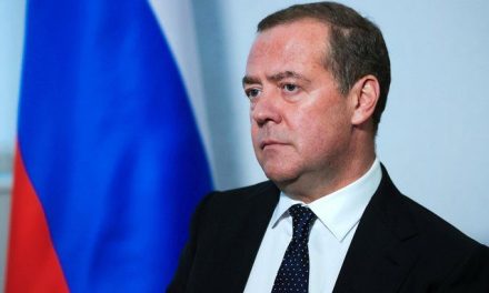 Rusia advierte que hay países que podrían entregar armas nucleares a Irán tras los ataques de Estados Unidos