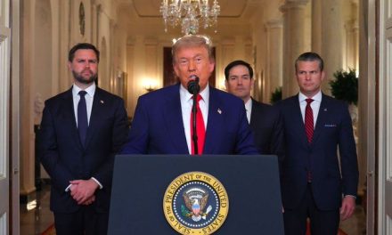 Trump expresa decepción con Israel por bombardeos tras alto al fuego con Irán