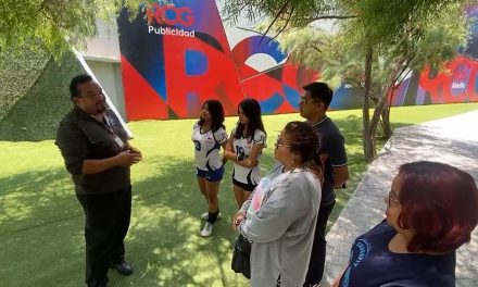 Entrenador busca limpiar su imagen, lo acusan de agresión a joven