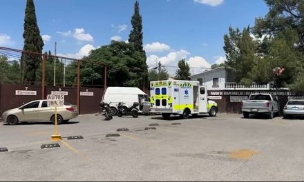 Hombre muere presuntamente de un infarto, realizaba labores en banco de Saltillo