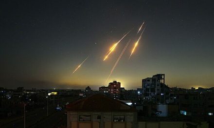 Irán lanza octava oleada de misiles contra Israel