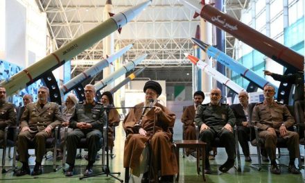Irán lanza advertencia a Estados Unidos; ‘No nos rendiremos ante ataques de nadie’
