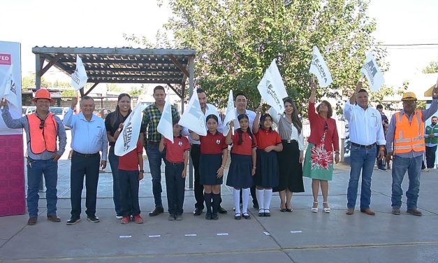 Llevan infraestructura educativa a escuelas de Monclova
