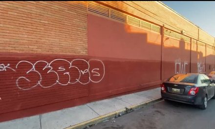 Pintan con grafiti clínica del IMSS, nadie vio nada