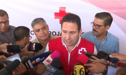 Reconoce Javier Díaz la valentía de héroes sin capa saltillenses