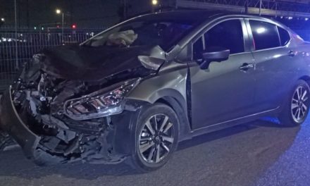 Camioneta se fuga tras causar accidente al sur de Saltillo