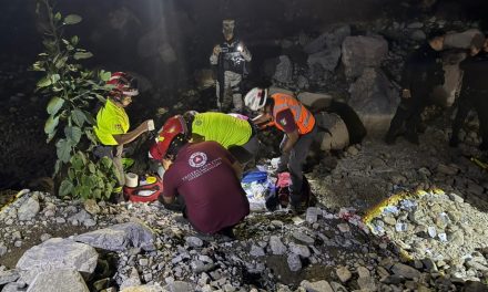 Cinco elementos de la Guardia Nacional sufren volcadura en Nuevo León