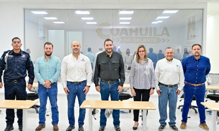 Carlos Villarreal recibe obra civil del Centro de Control y Comando