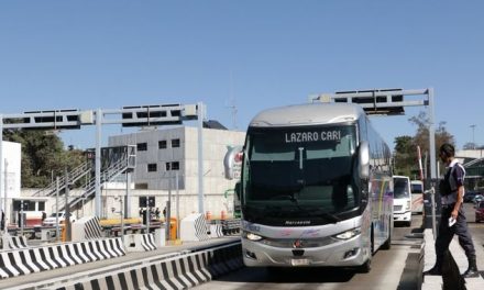 Inicia SCT operativos carreteros por periodo vacacional