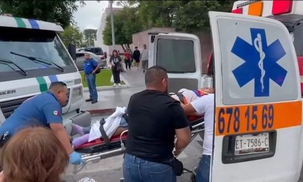 Saltillo: Dos mujeres resultan gravemente heridas tras ser atropelladas.
