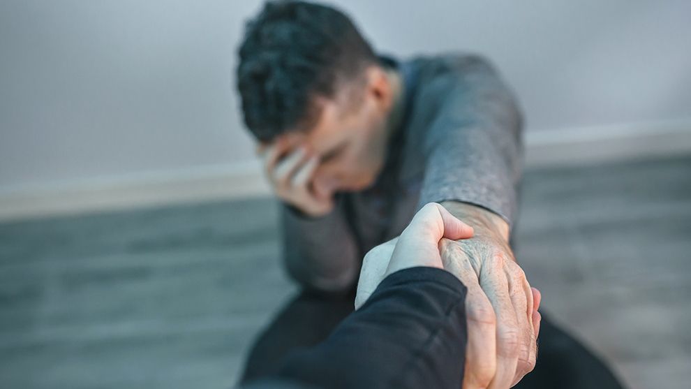 Iglesia católica se suma a la prevención del suicidio en Acuña