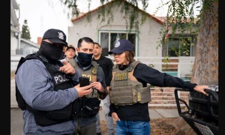 Familias de deportados enfrentan altos costos para regresar a México