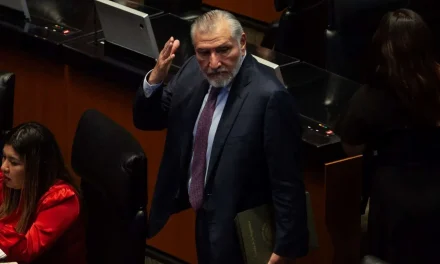 Adán Augusto reaparece y se deslinda de exsecretario de Seguridad