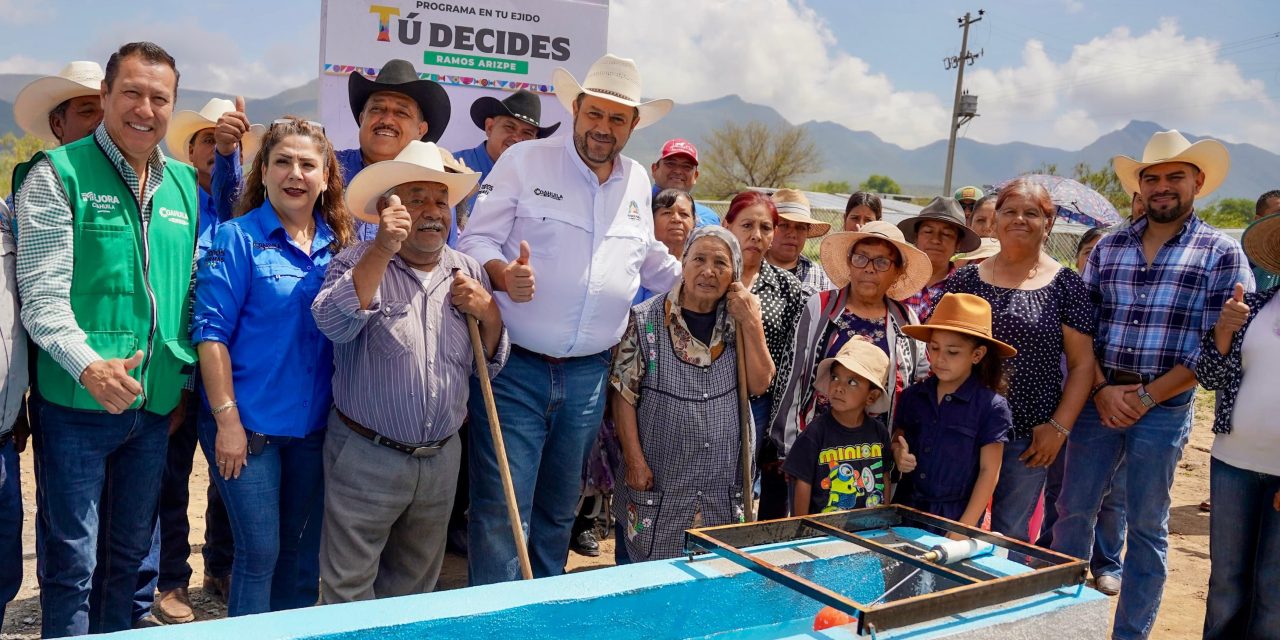 Tomás Gutiérrez fortalece abasto de agua en el campo con energía solar