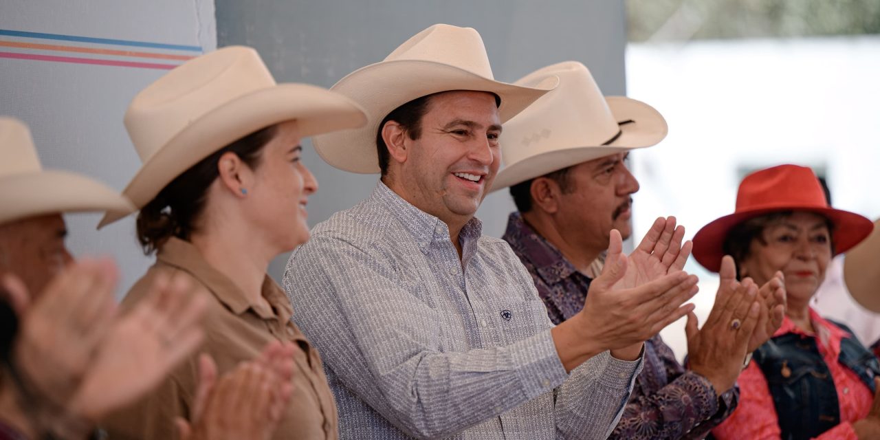 Continúa Javier Díaz fortaleciendo al campo saltillense