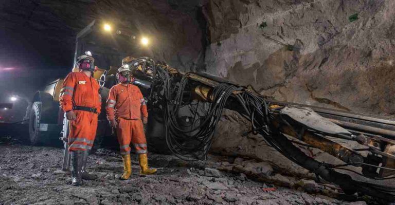 Prevén repunte de la minería en la región Carbonífera
